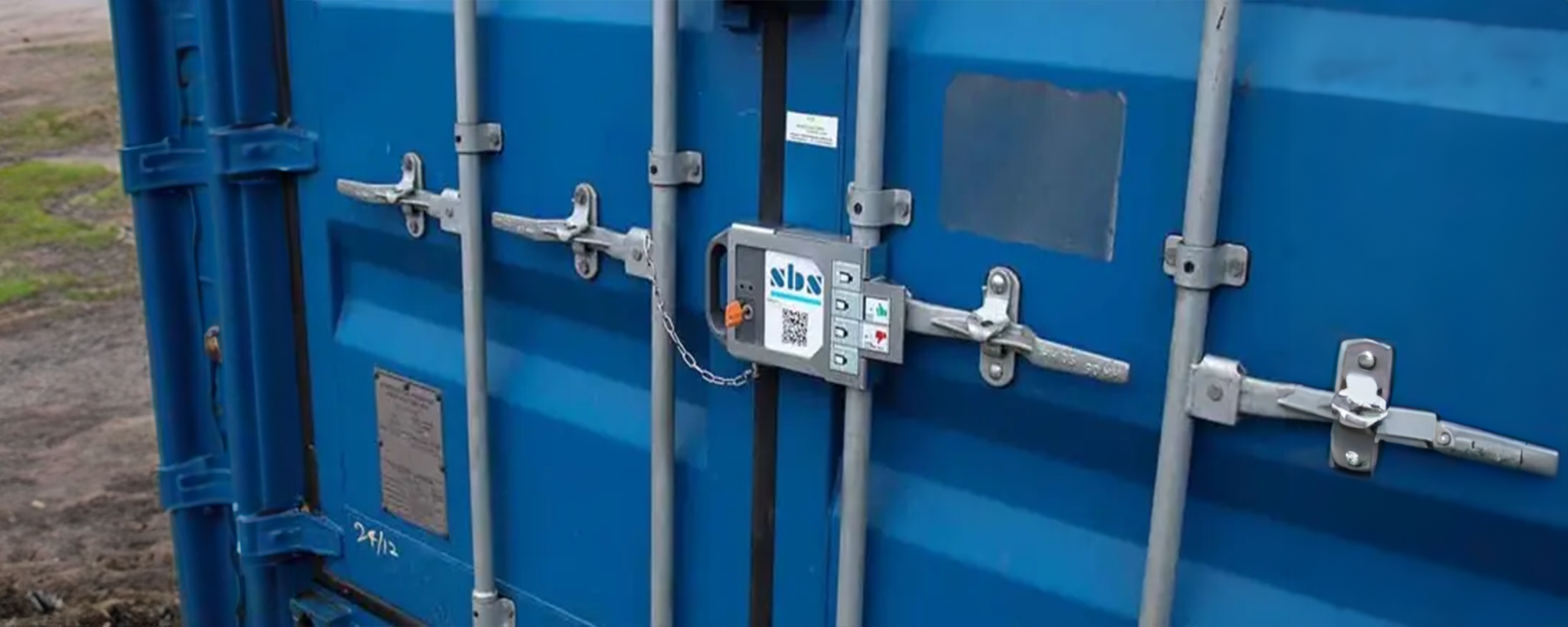 How to Choose the Best Lock for Your Storage Containers